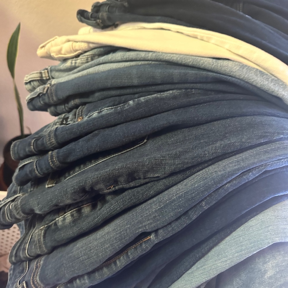 Plus size women’s jean bundle size 22